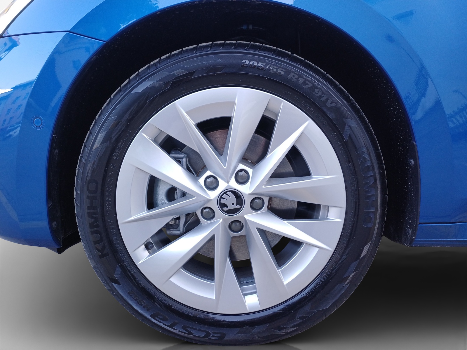SKODA Octavia Combi 2.0 TSI DSG Selection 4x4-image-14