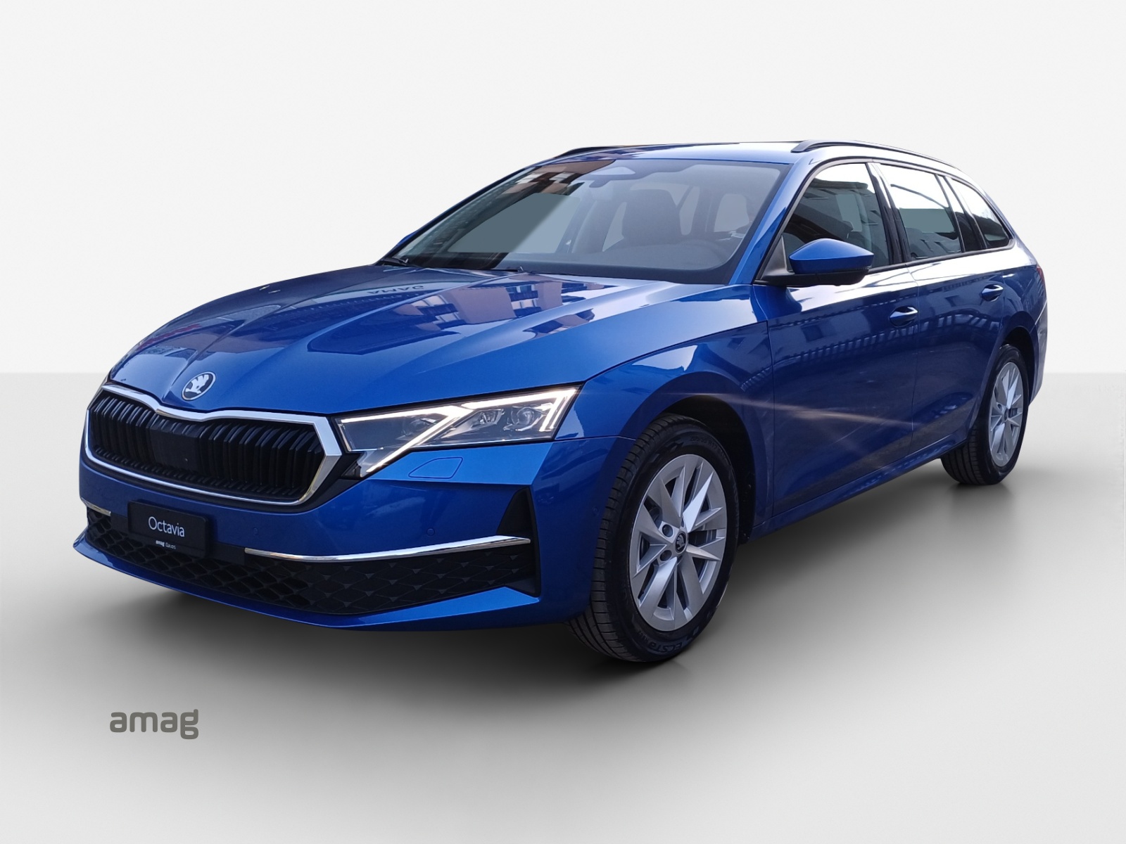 SKODA Octavia Combi 2.0 TSI DSG Selection 4x4-image-0