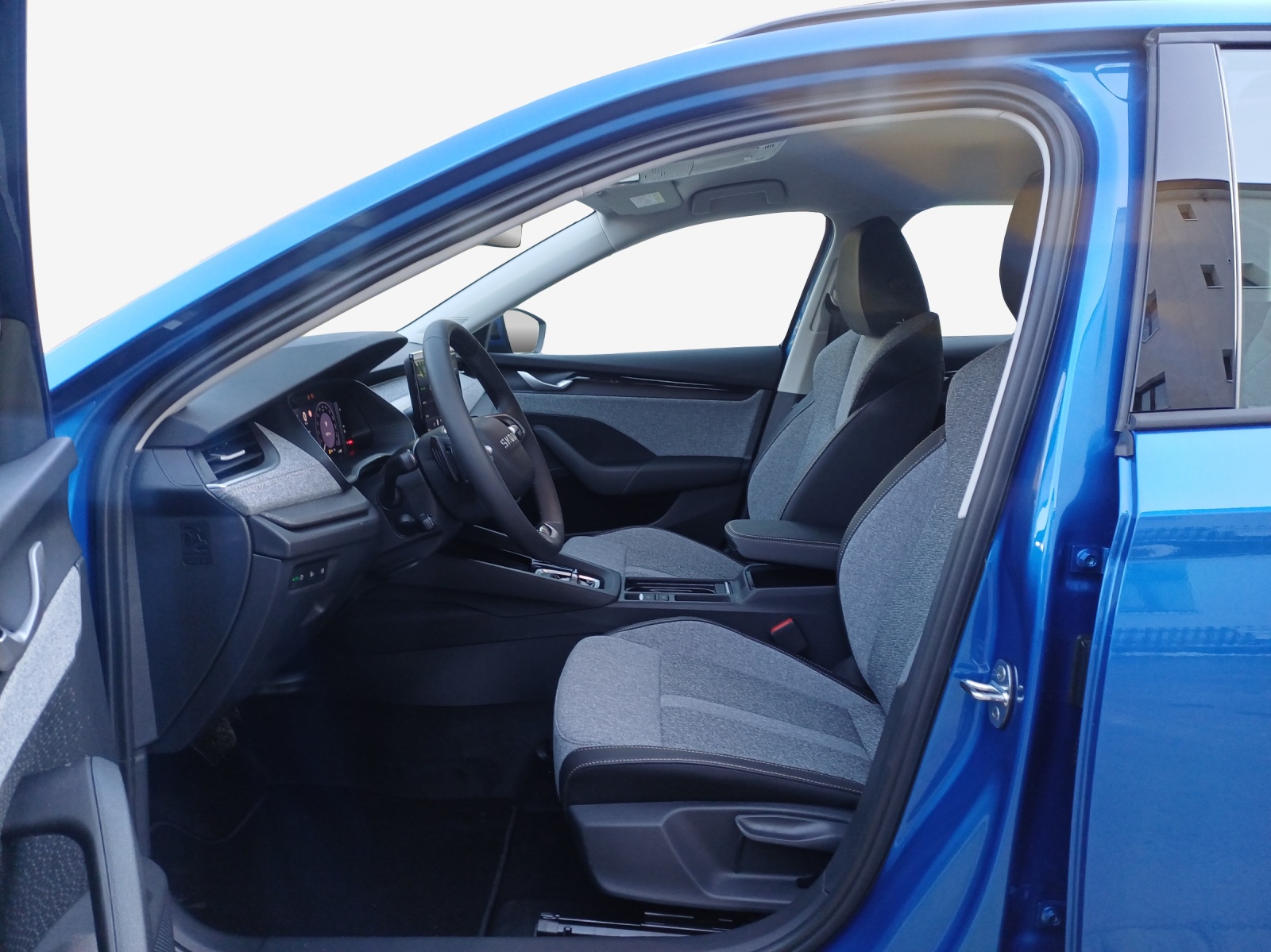 SKODA Octavia Combi 2.0 TSI DSG Selection 4x4-image-7