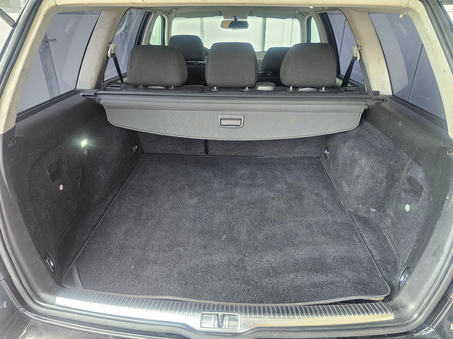 VW Bora Variant 1.9TDI PD Highlline 4Motion-image-8