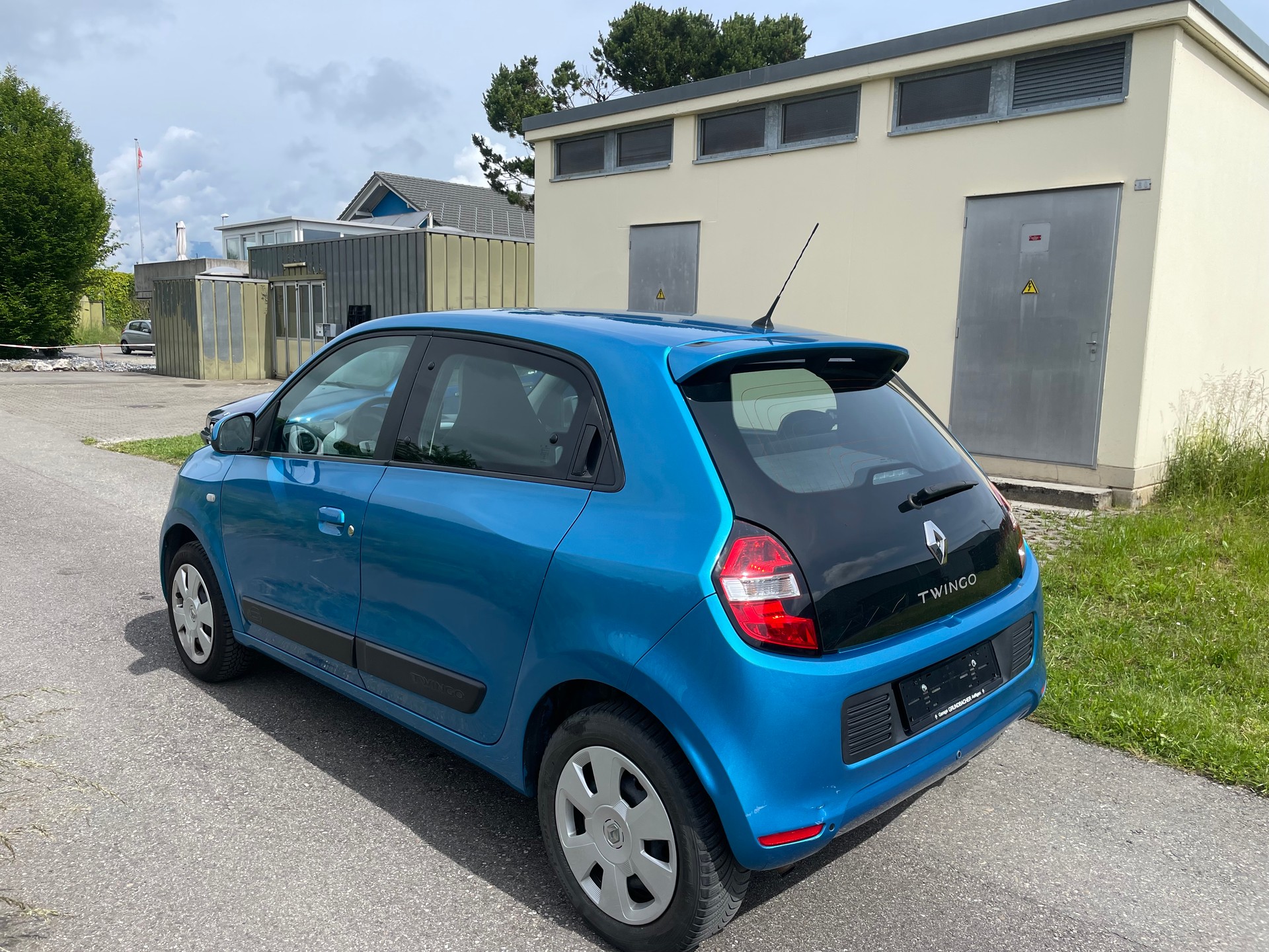 RENAULT Twingo 1.0 Zen-image-5