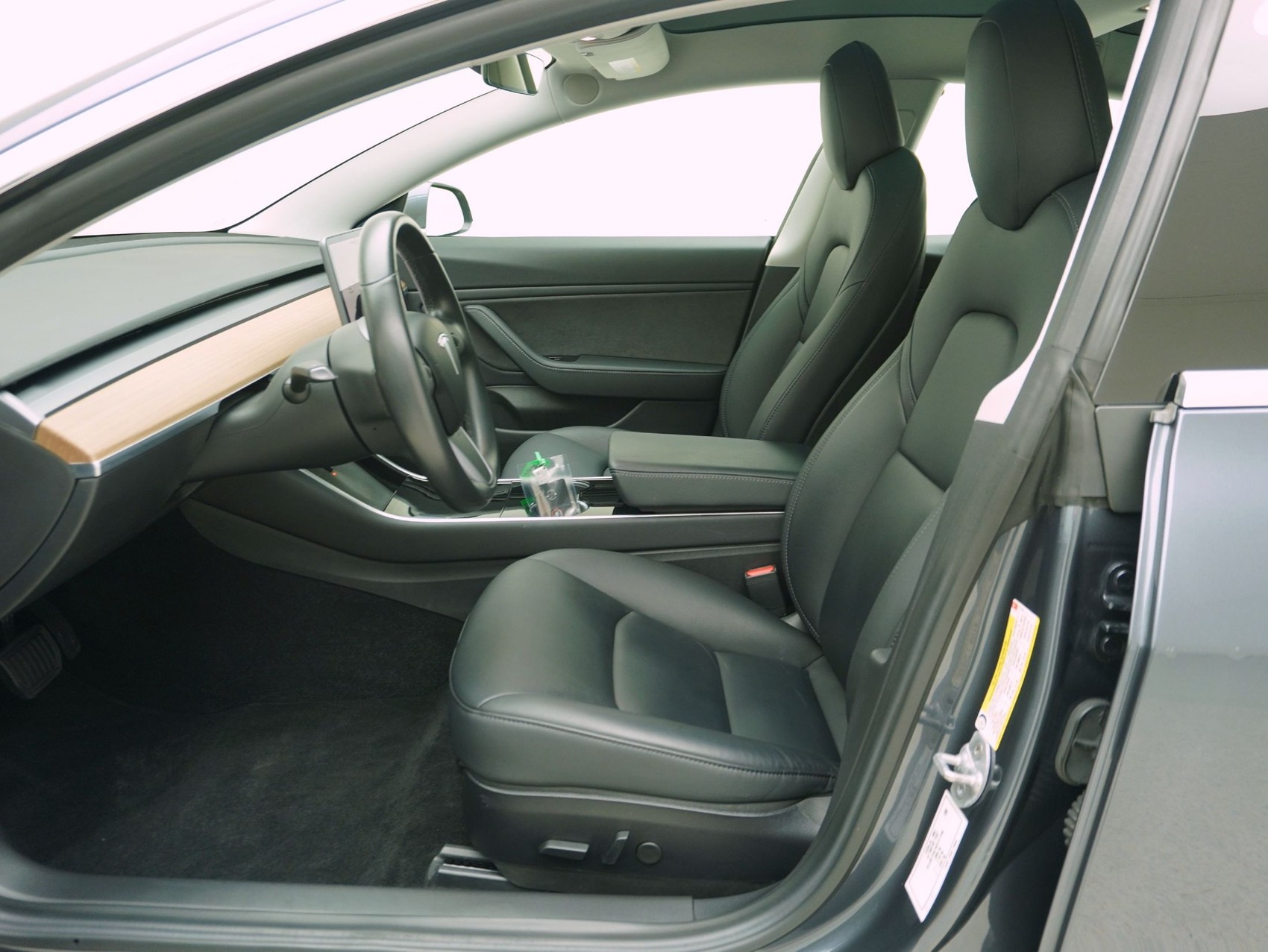 TESLA Model 3 Long Range Dual Motor AWD-image-10