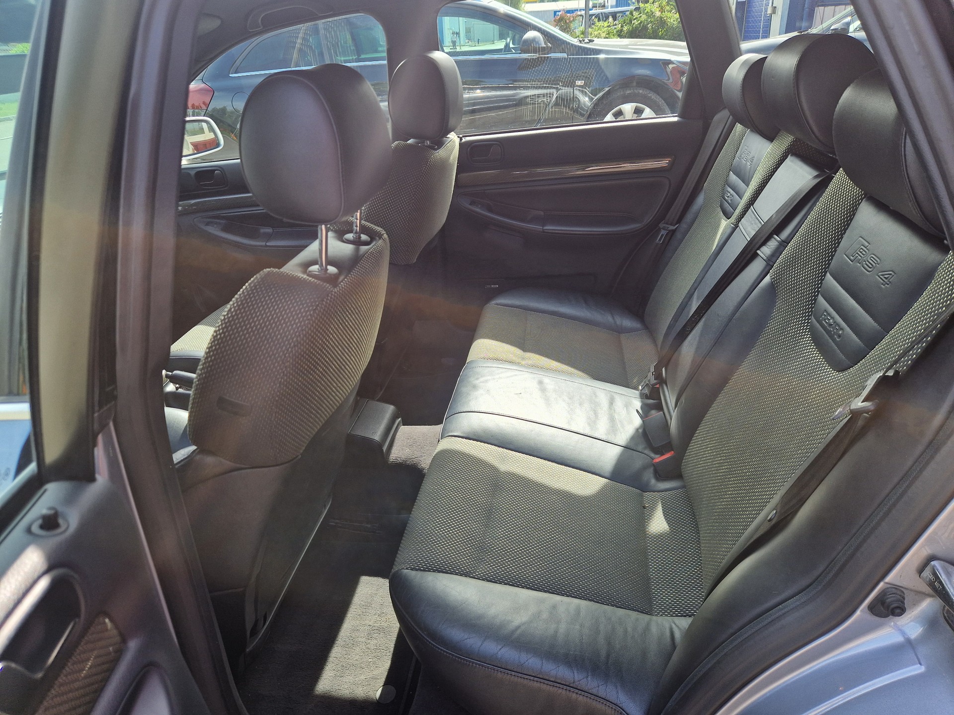 AUDI 2.7 V6 Biturbo quattro-image-5