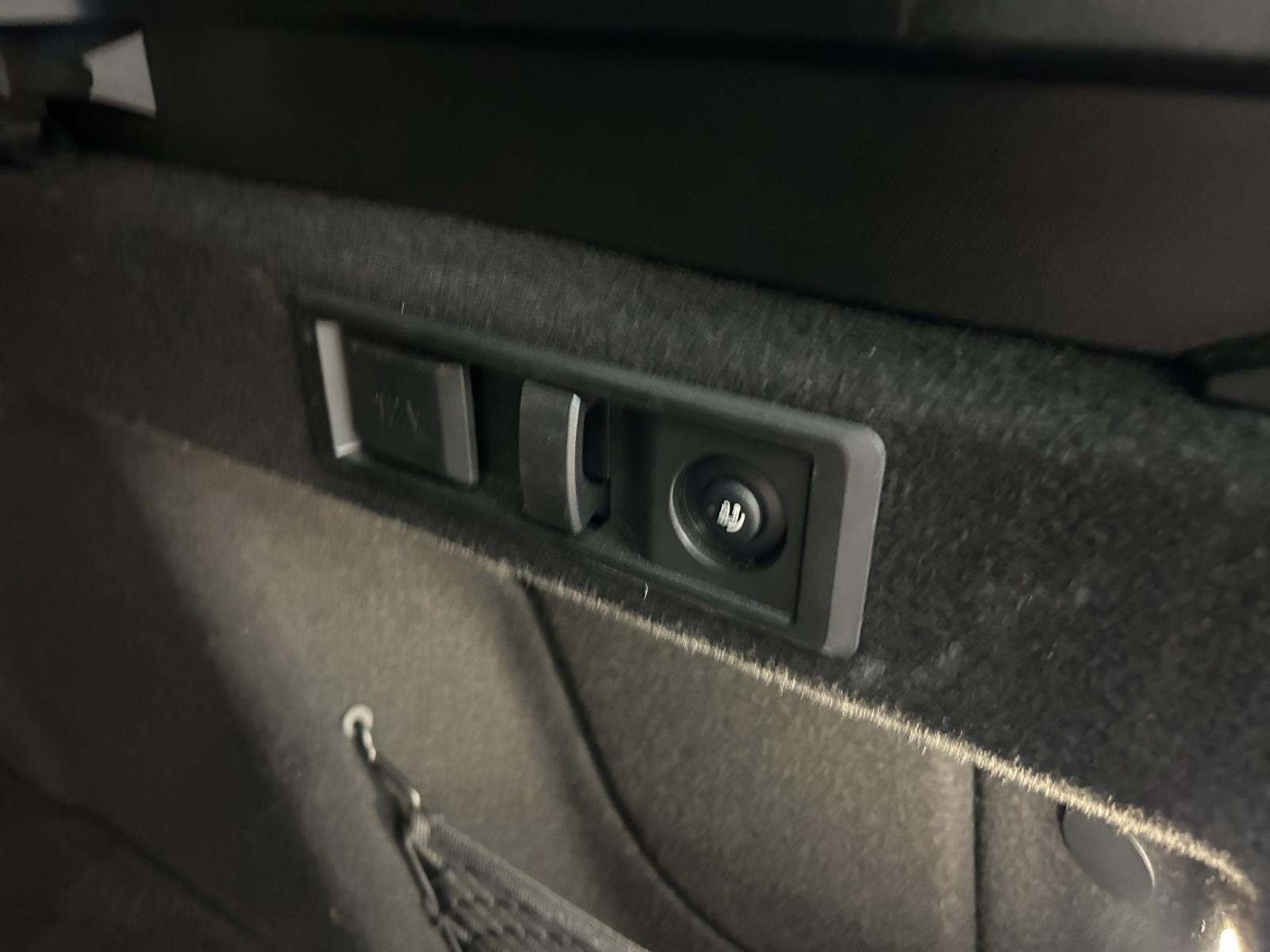 BMW X3 20i xDrive-image-25