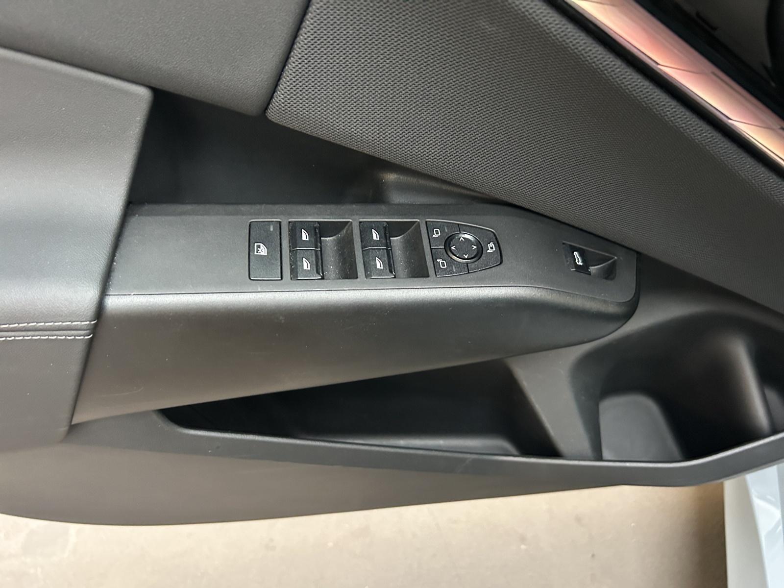 BMW X3 20i xDrive-image-15