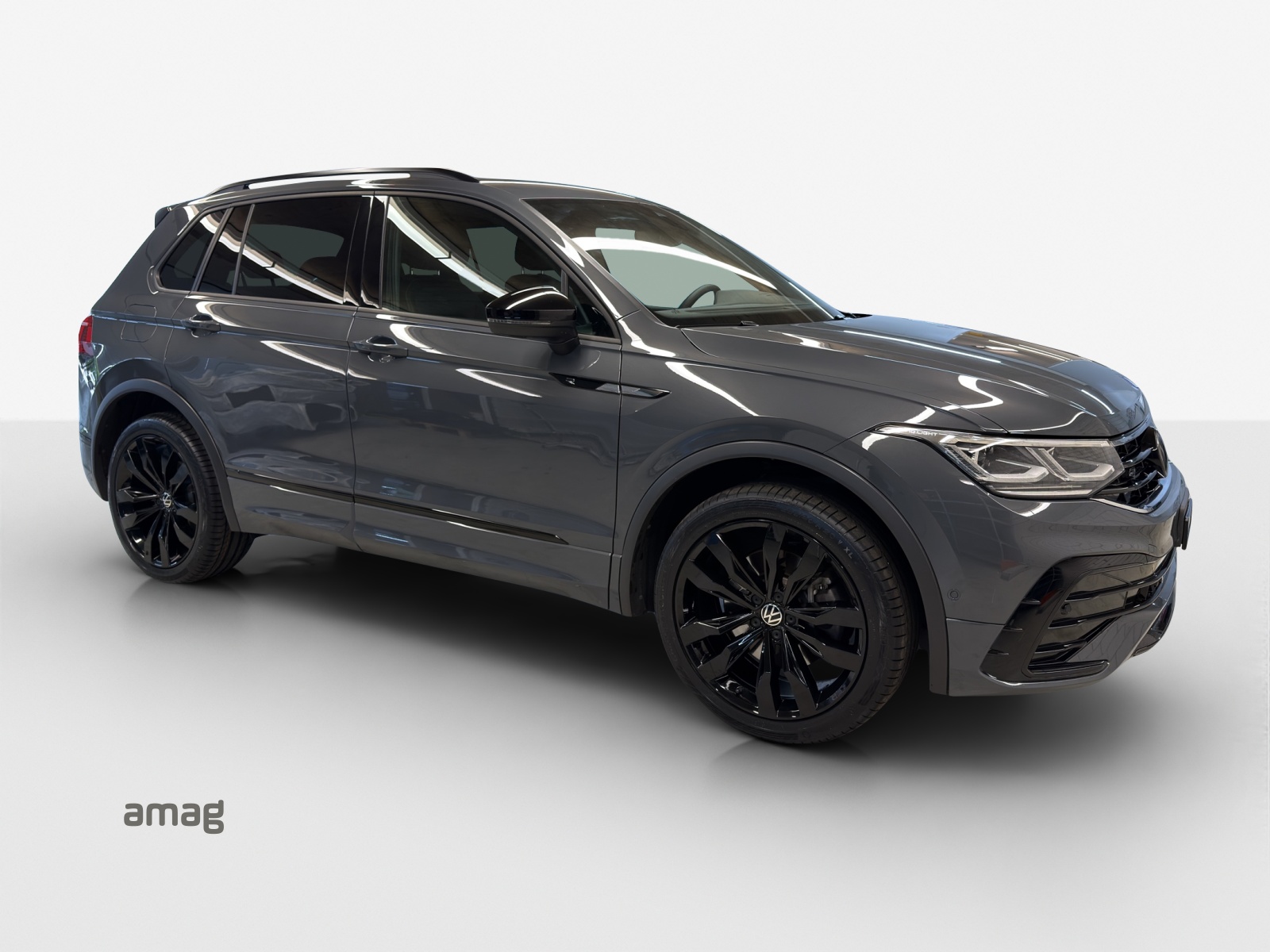 VW Tiguan 2.0TSI R-Line 4Motion DSG-image-5