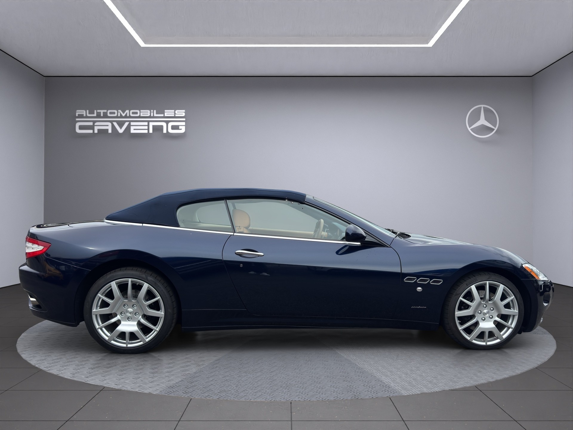 MASERATI GranCabrio Automatica-image-5