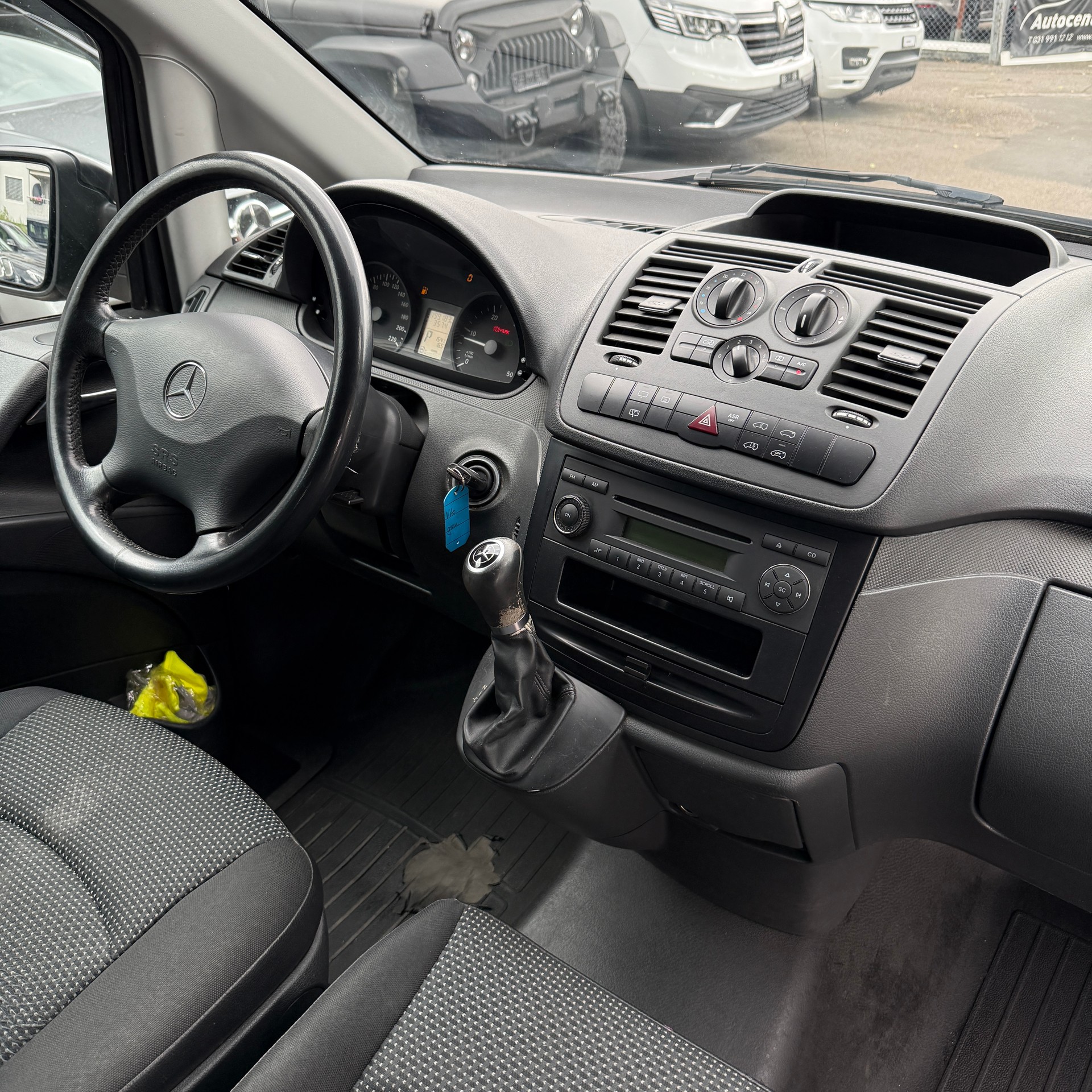 MERCEDES-BENZ Vito 113 CDI Blue Efficiency A-image-10