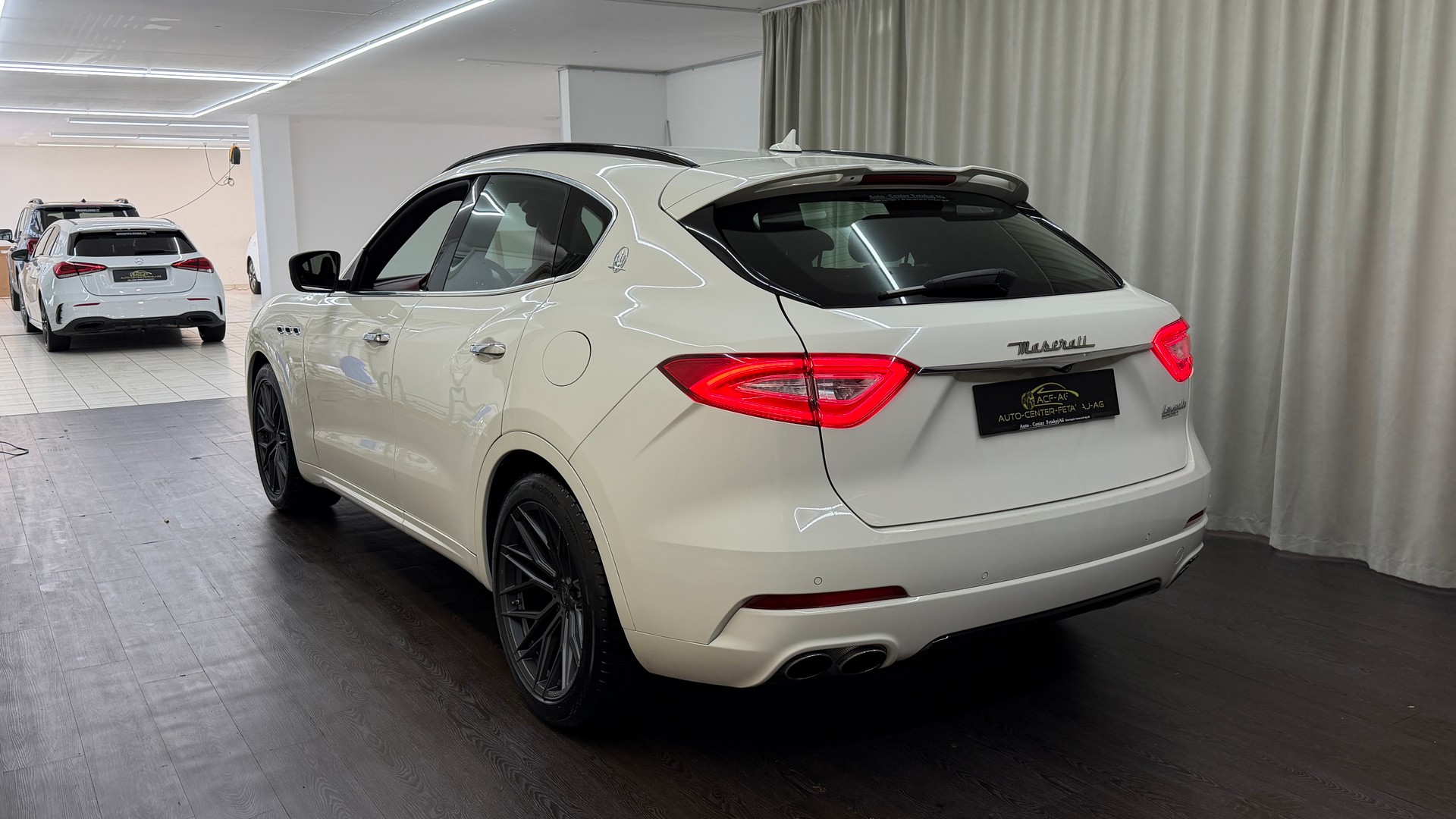 MASERATI Levante S 3.0 V6 Automatica-image-5