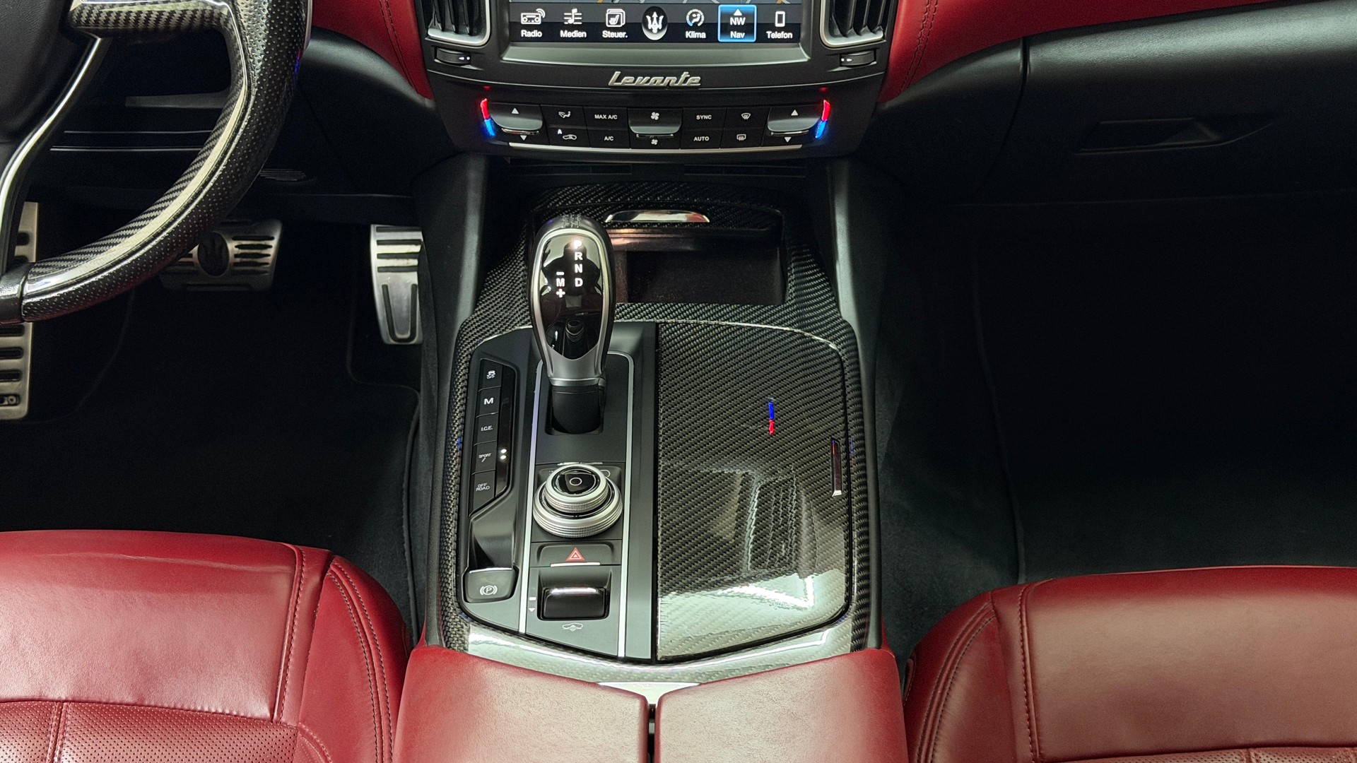 MASERATI Levante S 3.0 V6 Automatica-image-15