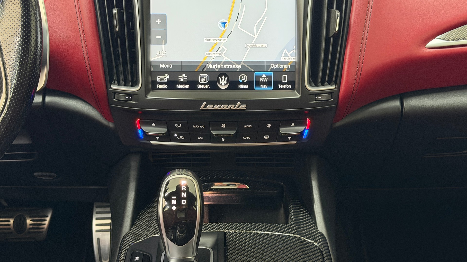 MASERATI Levante S 3.0 V6 Automatica-image-11