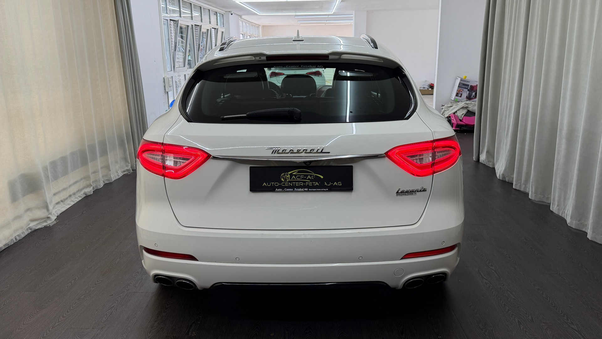 MASERATI Levante S 3.0 V6 Automatica-image-4