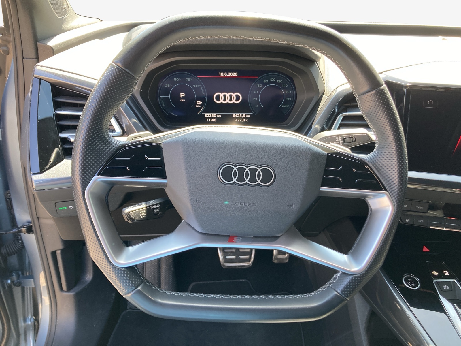 AUDI Q4 e-tron 50 quattro-image-10