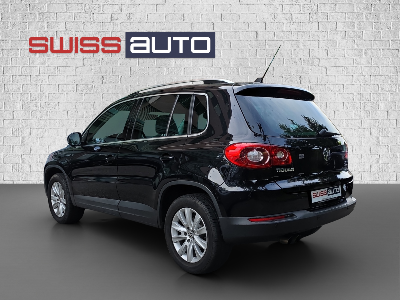 VW Tiguan 2.0 TSI Sport&Style-image-6