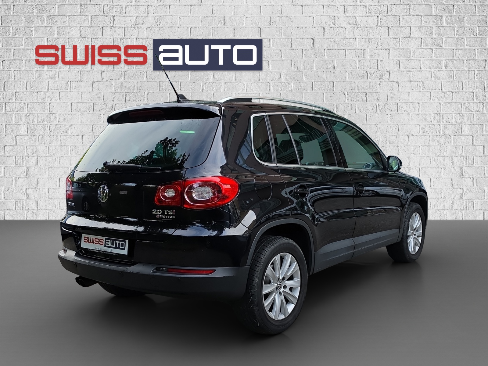 VW Tiguan 2.0 TSI Sport&Style-image-4