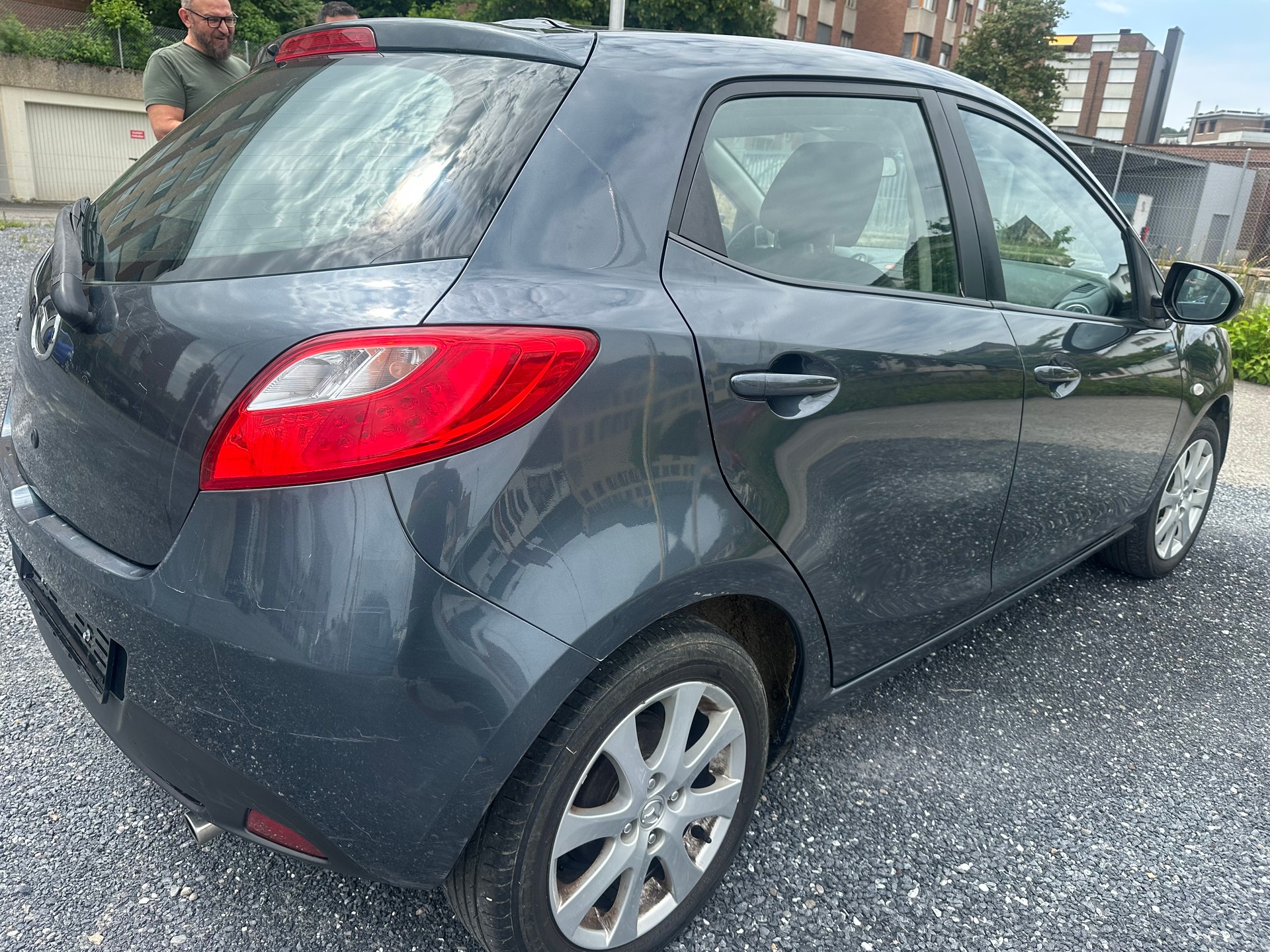 MAZDA 2 1.3i 16V Exclusive-image-3