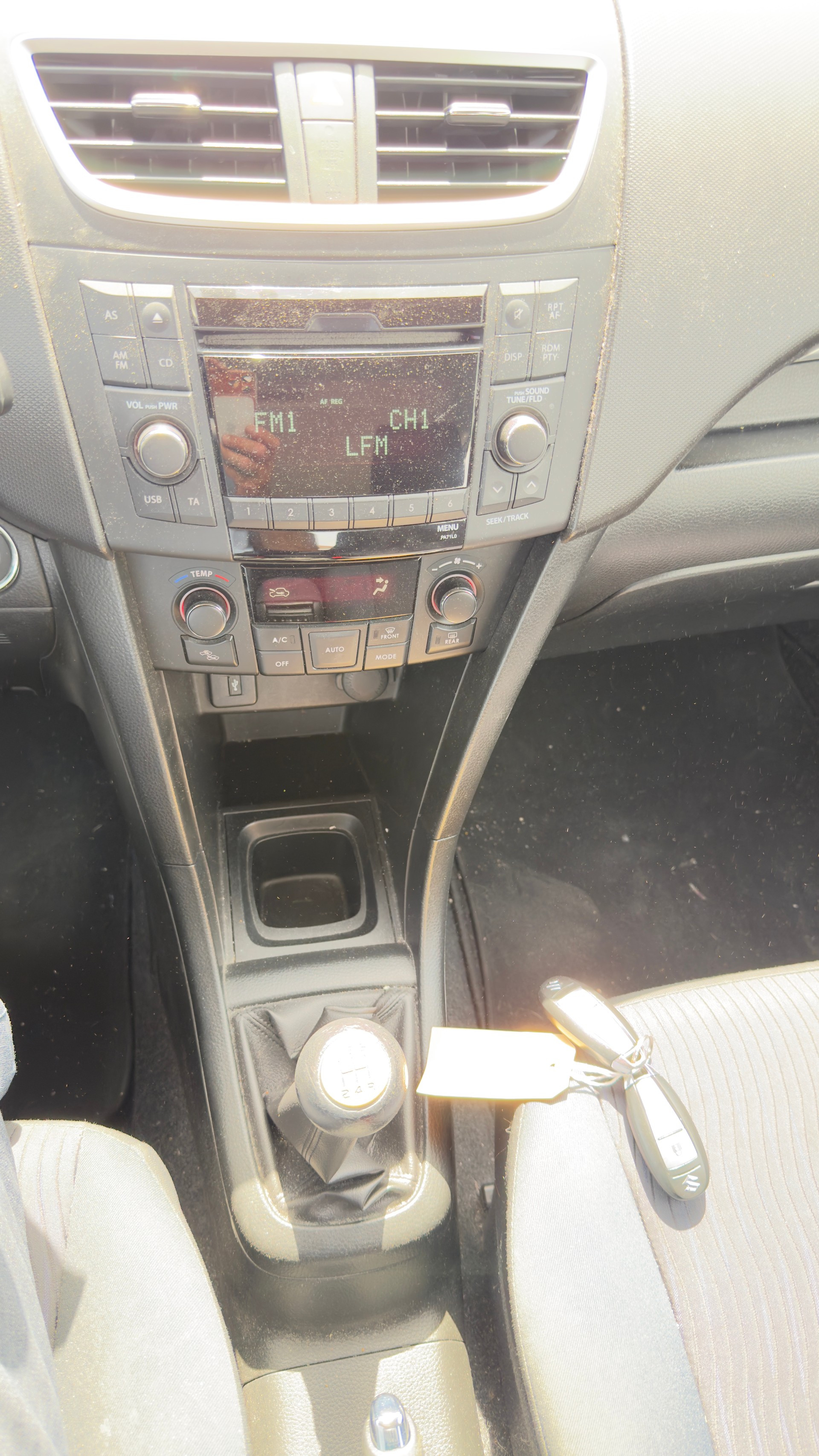 SUZUKI Swift 1.2i 16V GL Top 4x4-image-13