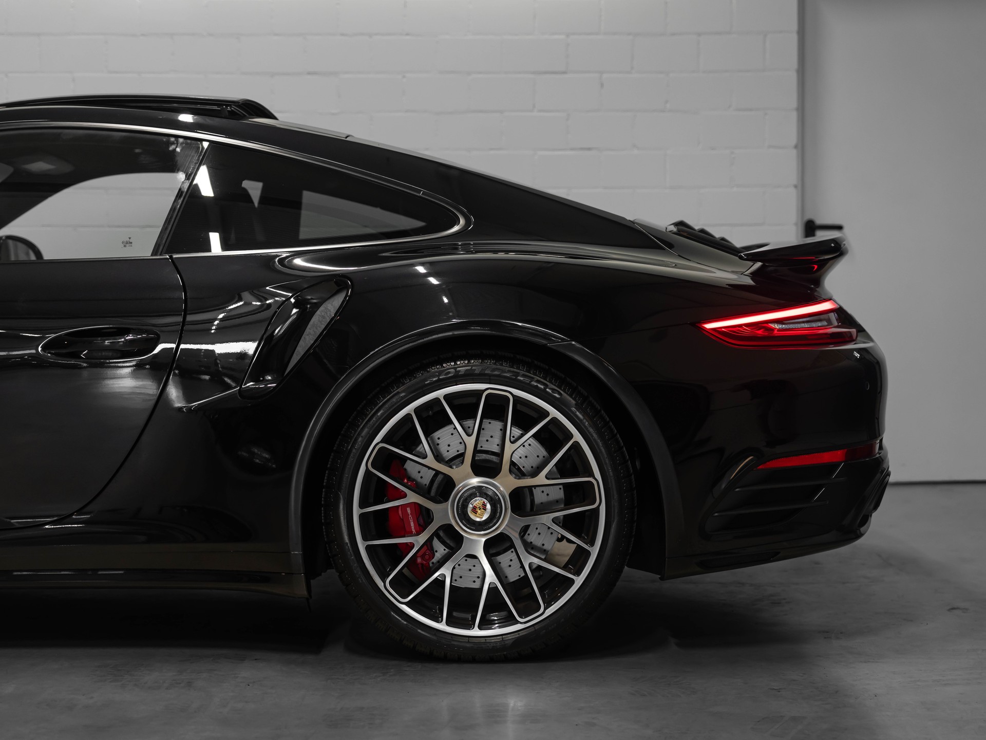 PORSCHE 911 Turbo PDK-image-4