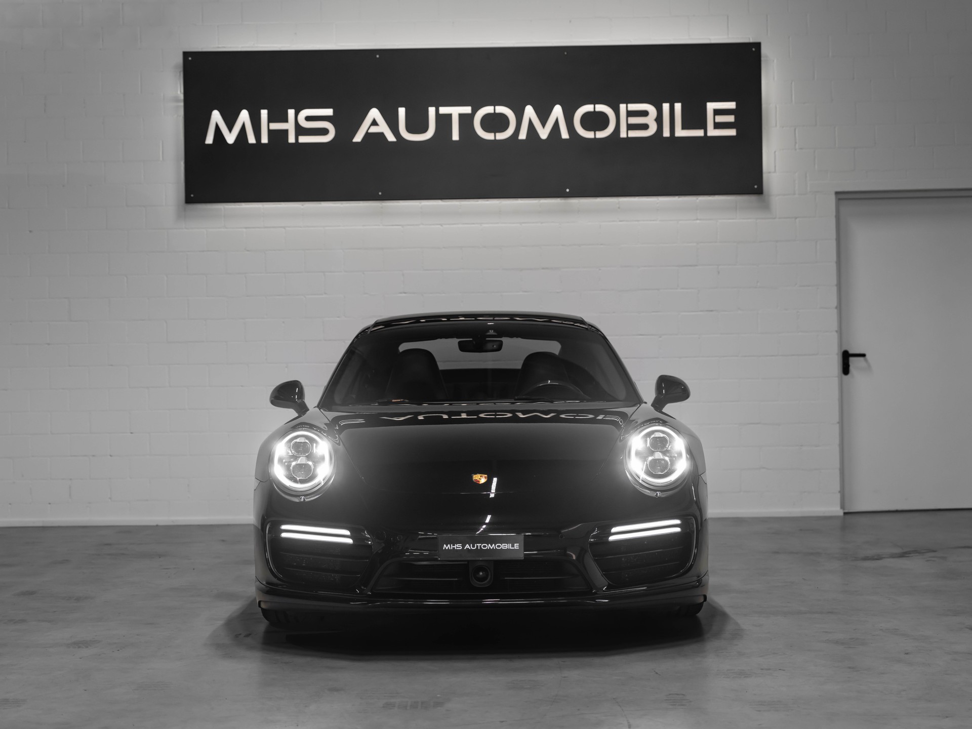 PORSCHE 911 Turbo PDK-image-12