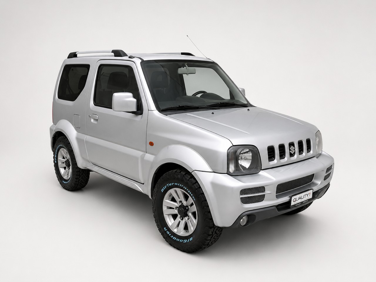 SUZUKI Jimny 1.3 16V GL Top Barry-showroom-element-2