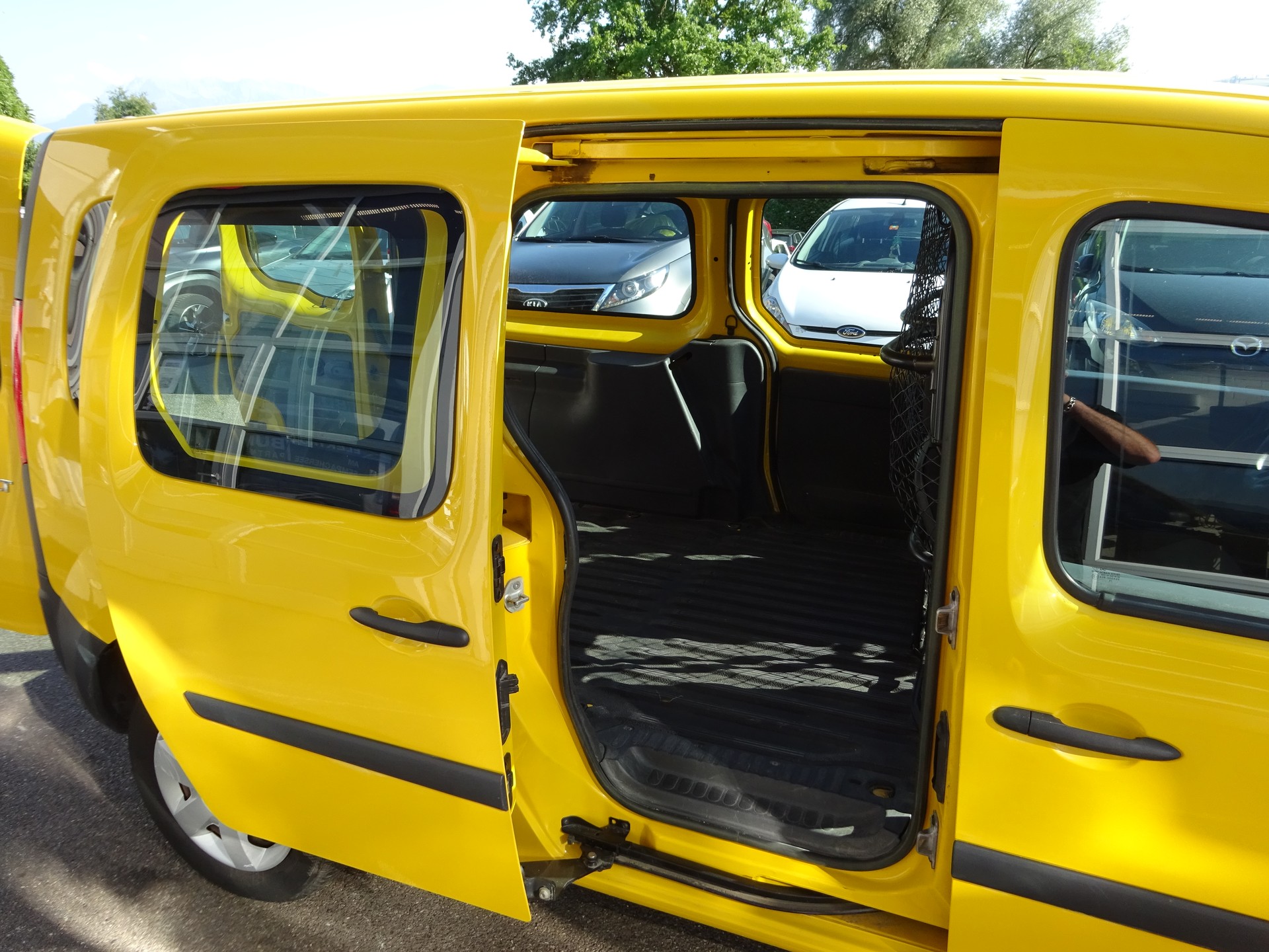 RENAULT Kangoo Maxi Z.E. 33 R60 Access 2 Plätze-image-12