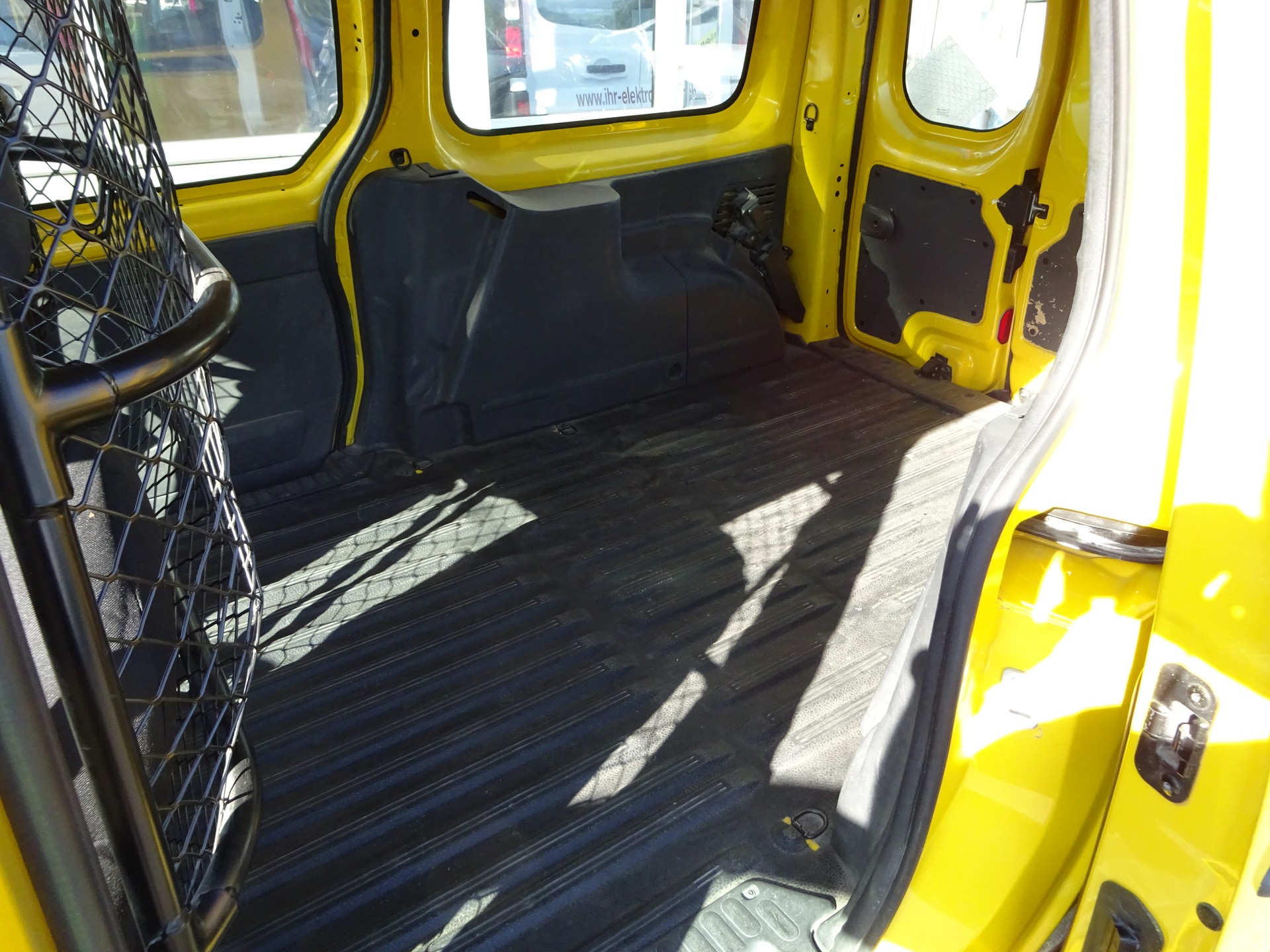 RENAULT Kangoo Maxi Z.E. 33 R60 Access 2 Plätze-image-10