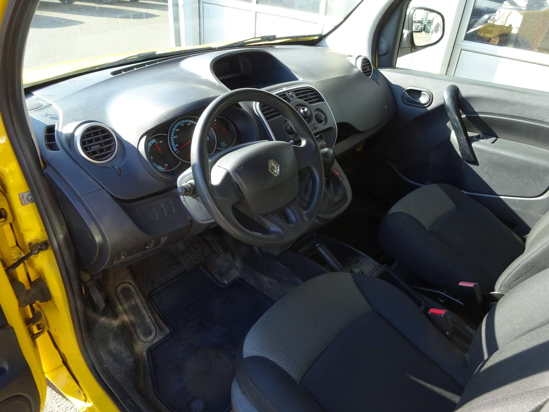 RENAULT Kangoo Maxi Z.E. 33 R60 Access 2 Plätze-image-8
