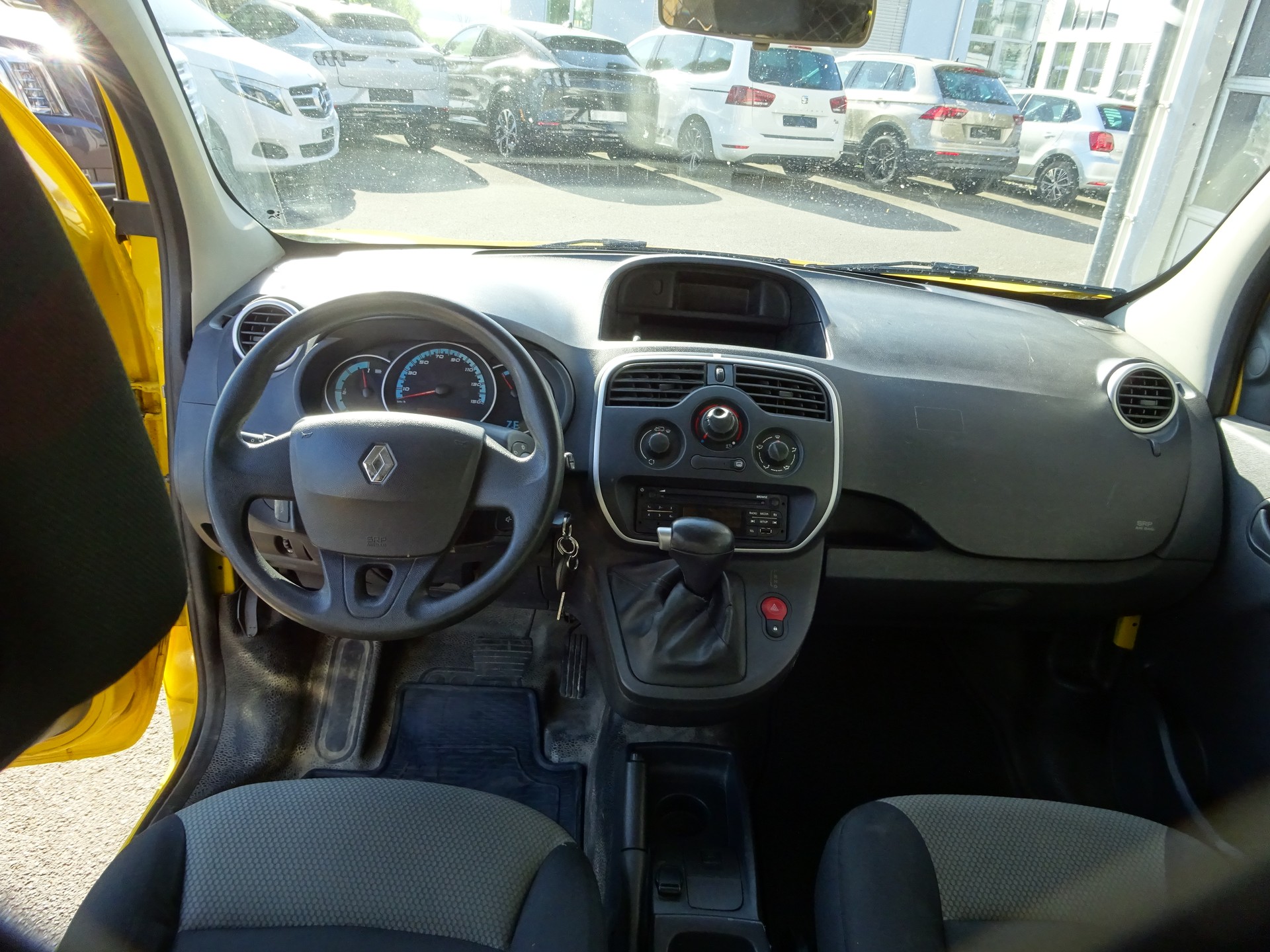 RENAULT Kangoo Maxi Z.E. 33 R60 Access 2 Plätze-image-9