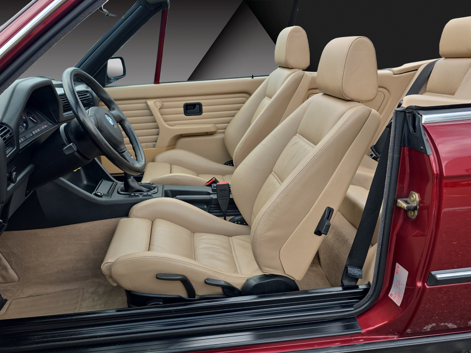 BMW 325i Cabrio-image-14