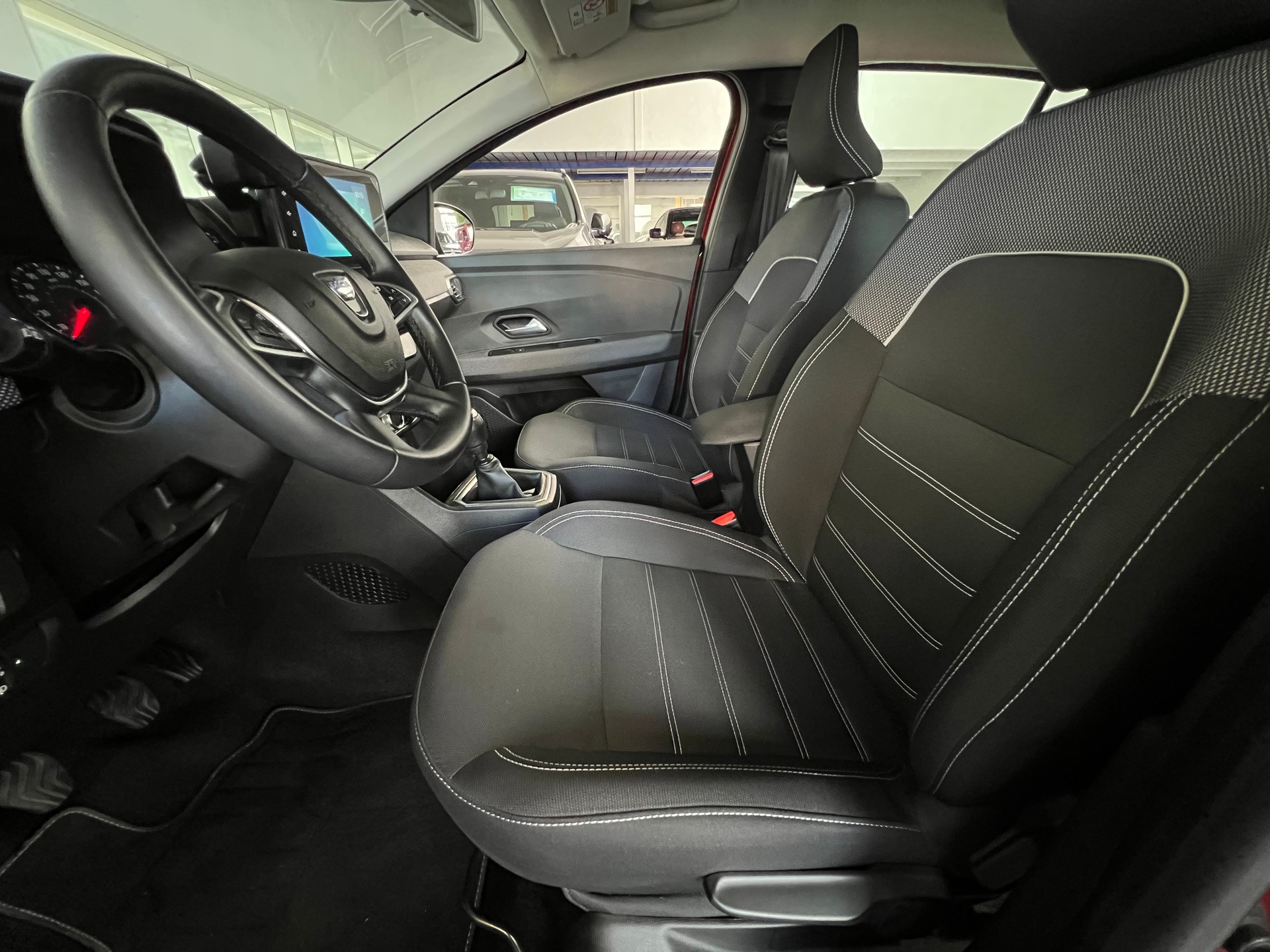 DACIA Sandero TCe 90 Comfort-image-8