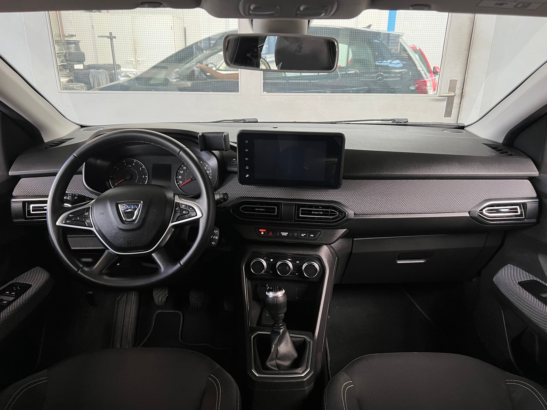 DACIA Sandero TCe 90 Comfort-image-4