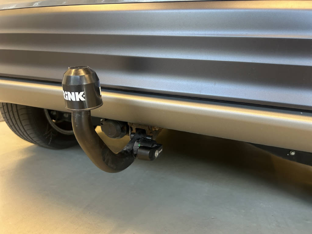 HYUNDAI Kona 64 kWh Electric Amplia-image-11