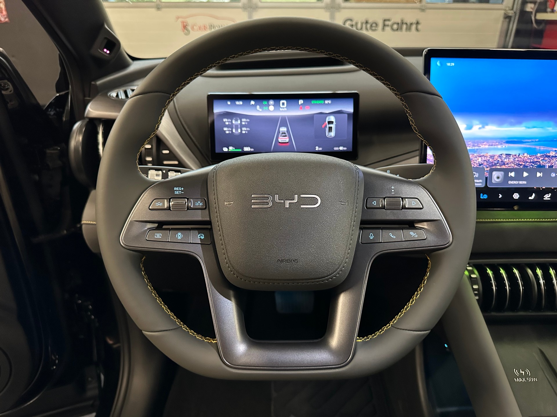 BYD Atto 3 EVO 74.8 kWh Excellence AWD-image-24