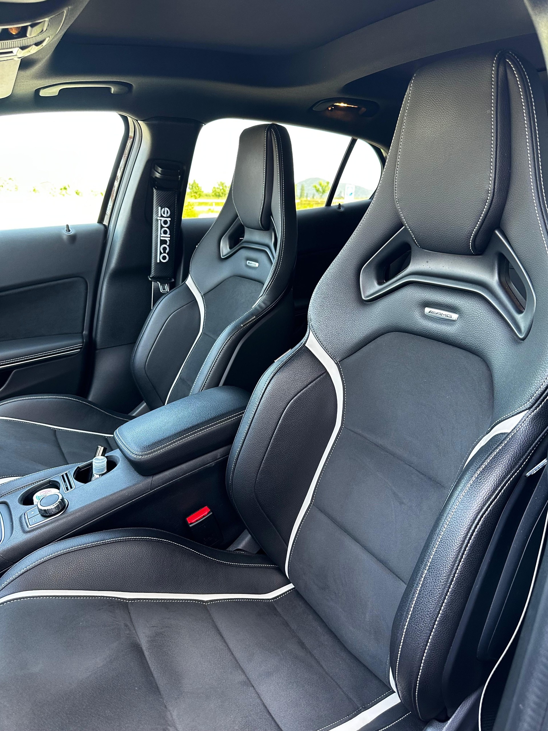 MERCEDES-BENZ GLA 45 AMG 4m-image-5