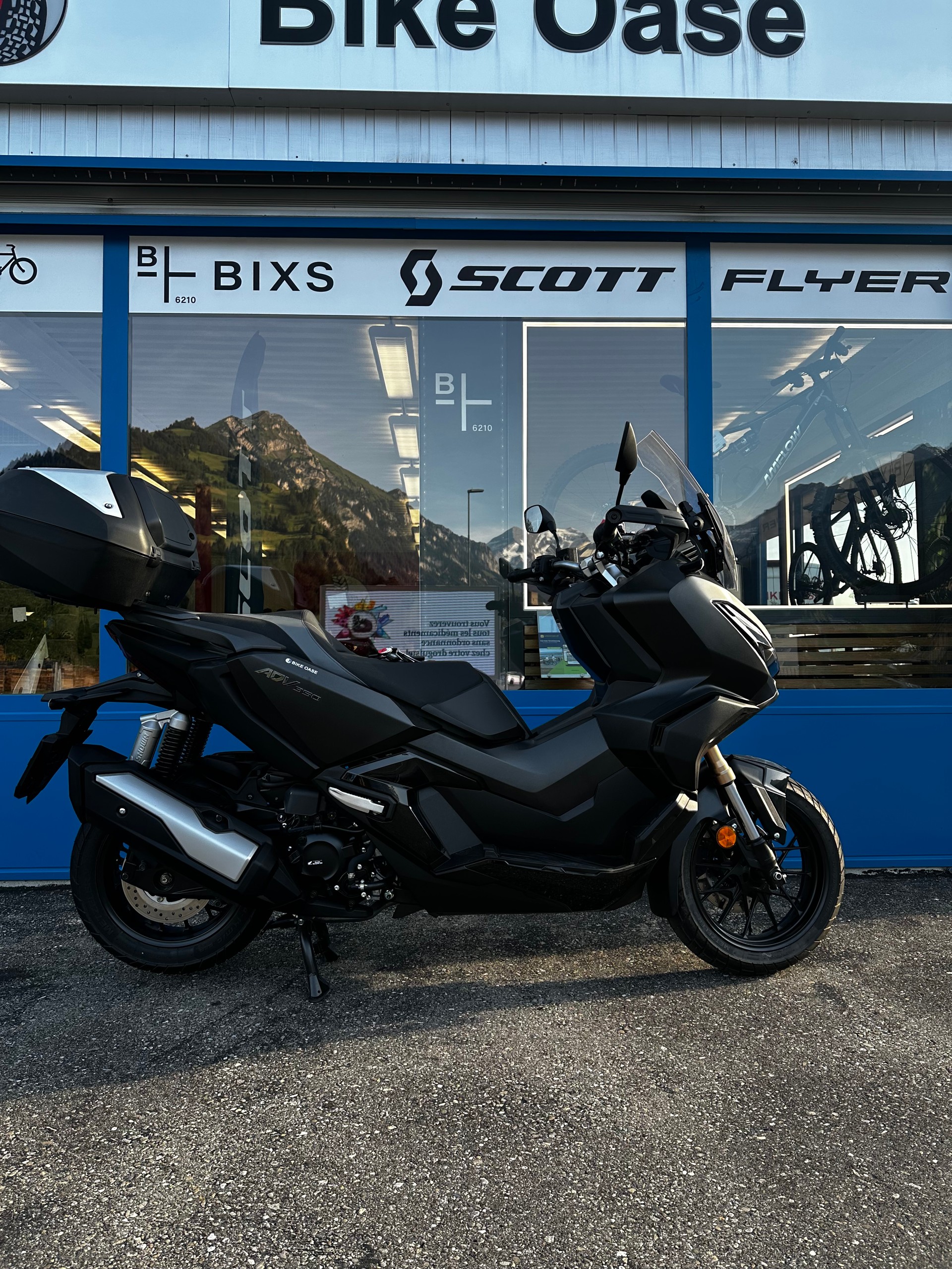 HONDA ADV 350 (Kundenauftrag)