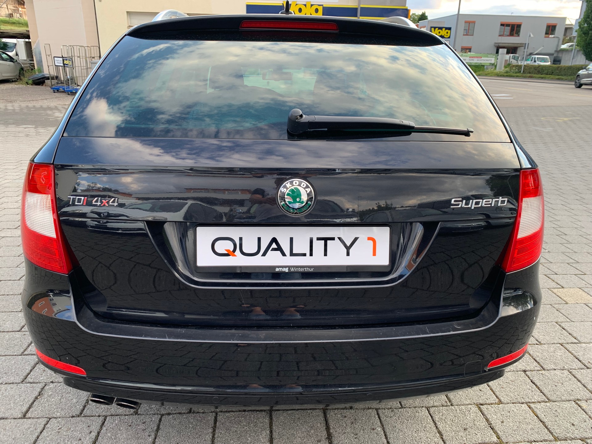 SKODA Superb Combi 2.0 TDi Ambition 4x4 DSG-image-5
