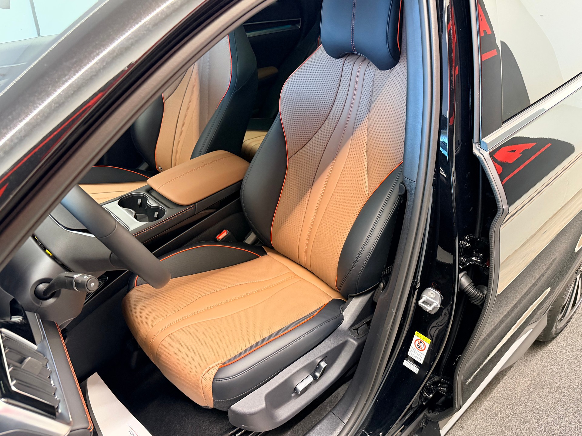 BYD Seal U DM-i Design AWD-image-14