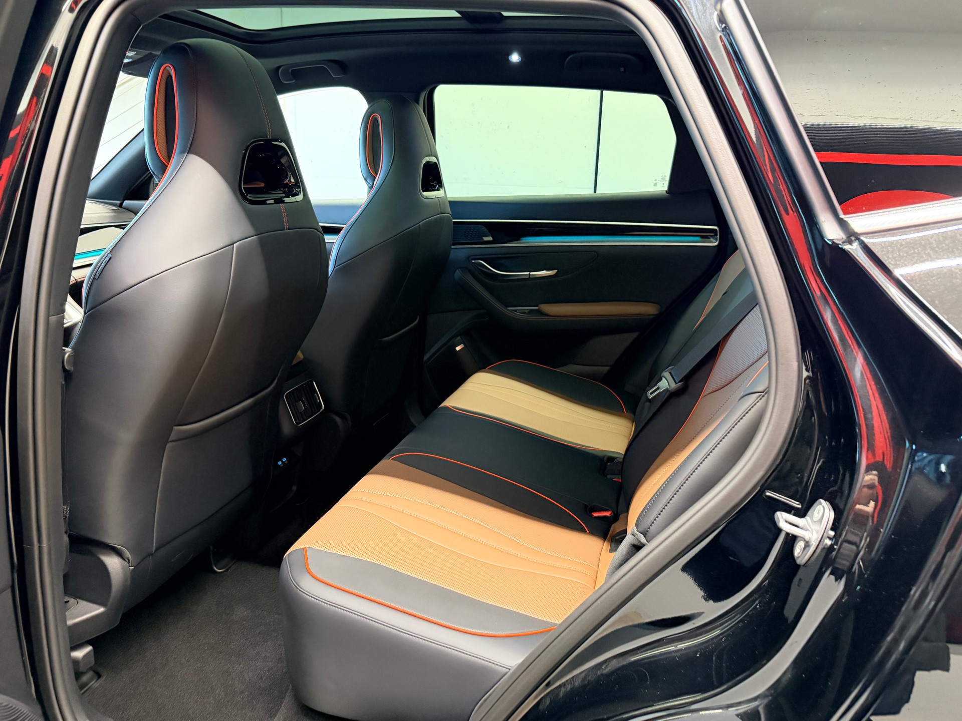 BYD Seal U DM-i Design AWD-image-15
