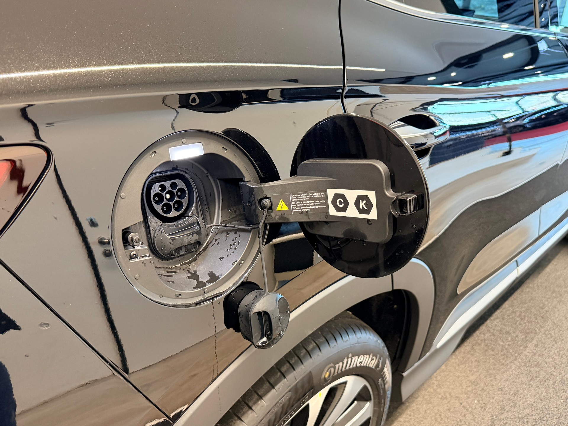 BYD Seal U DM-i Design AWD-image-8
