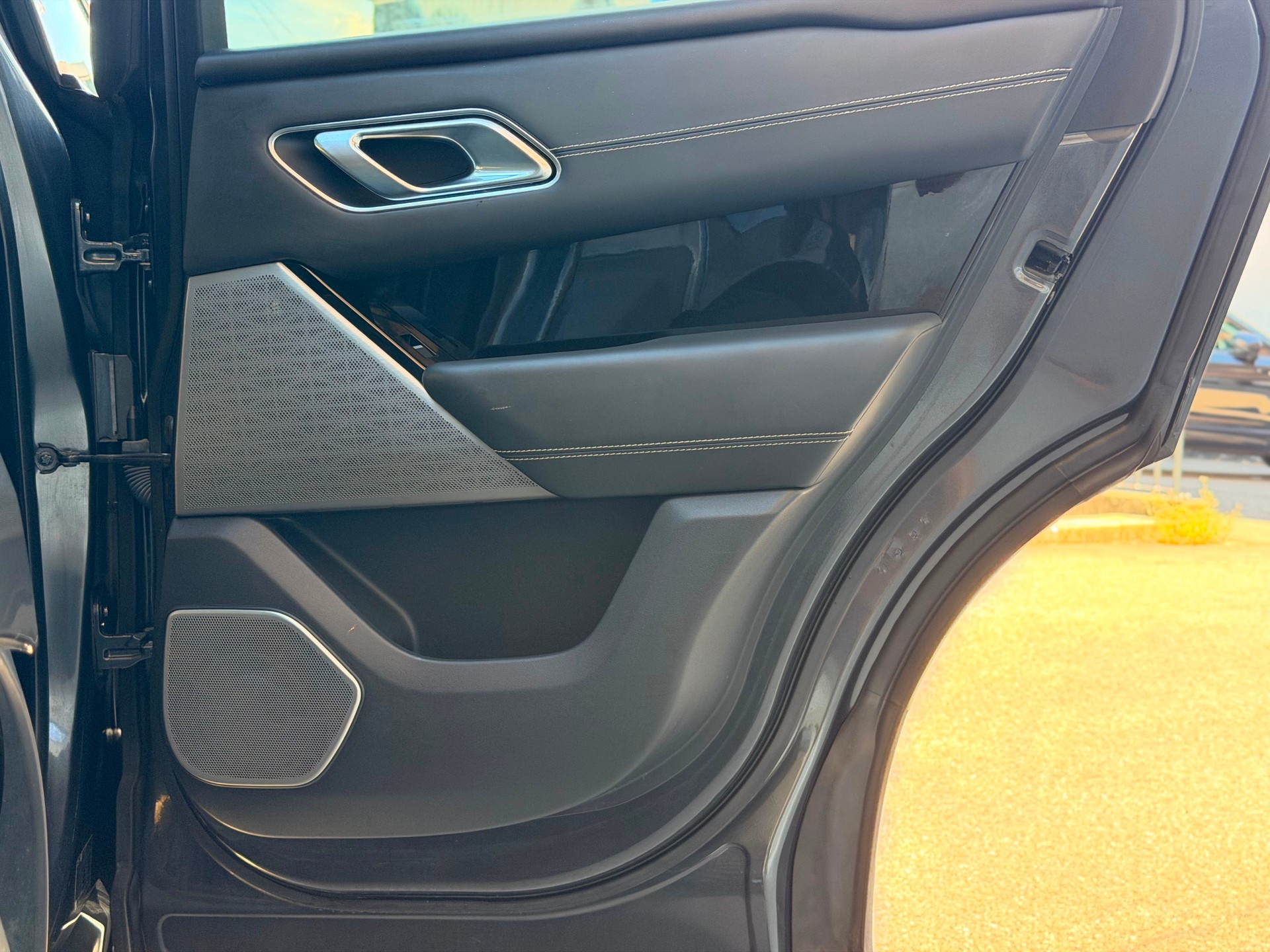 LAND ROVER Range Rover Velar R-Dynamic D 300 HSE Automatic-image-22