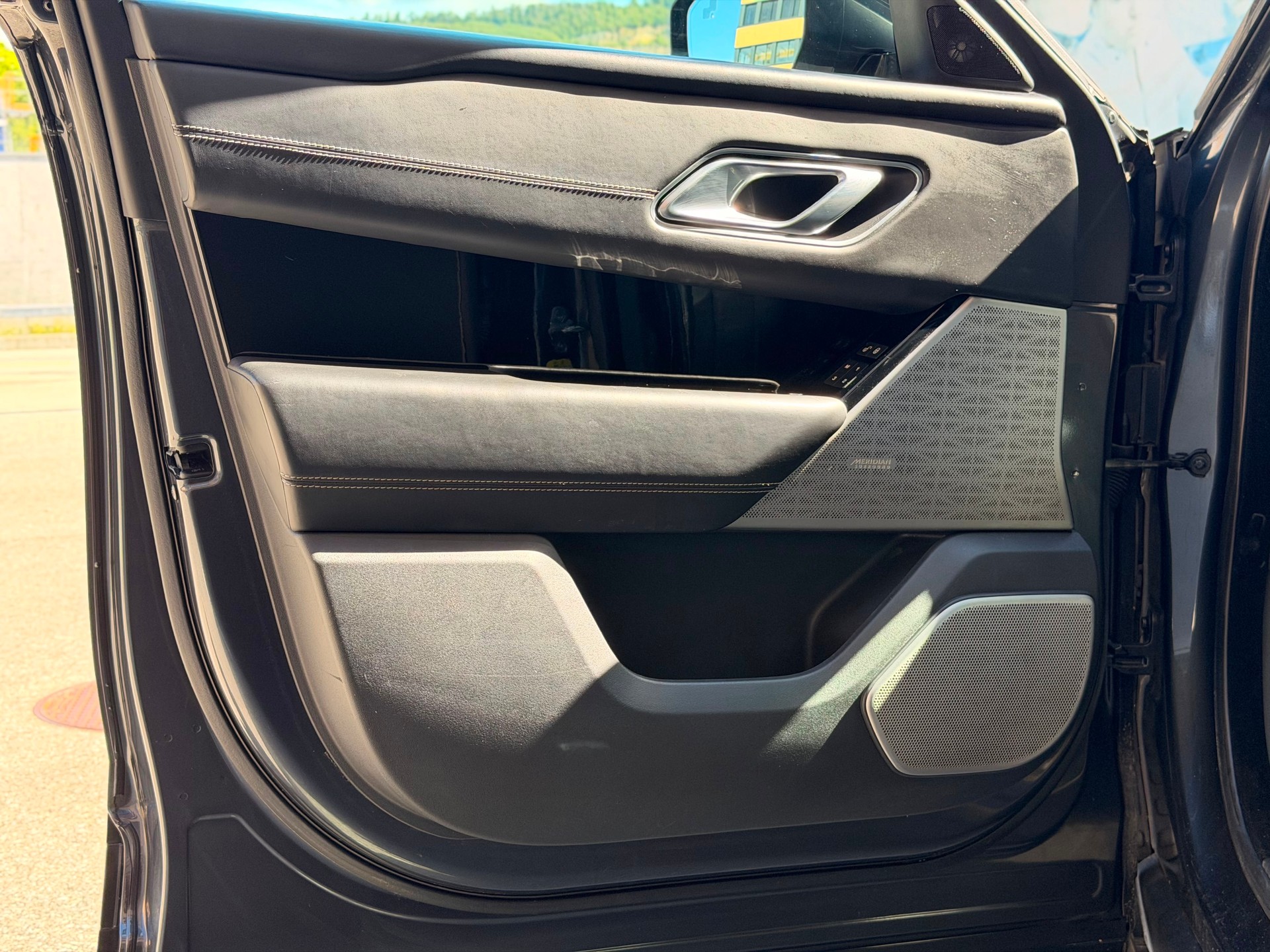 LAND ROVER Range Rover Velar R-Dynamic D 300 HSE Automatic-image-13