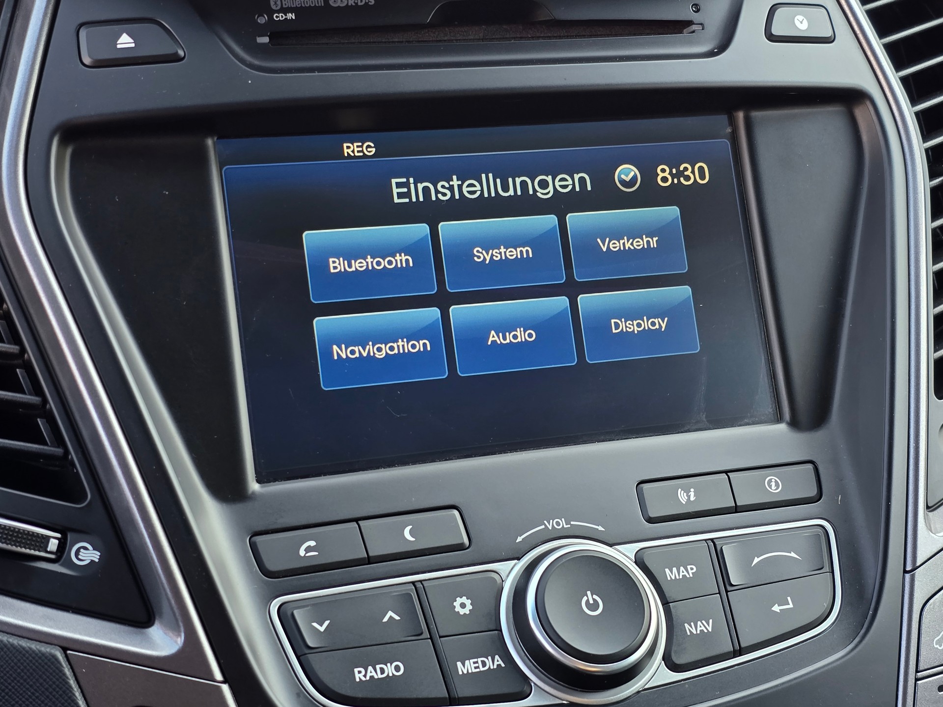 HYUNDAI Santa Fe 2.2 CRDI Premium 4WD Automatic 7-Sitzer mit AHK-image-22