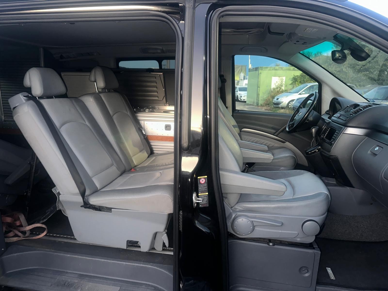 MERCEDES-BENZ Viano Marco Polo 3.0 CDI L Aut.-image-5