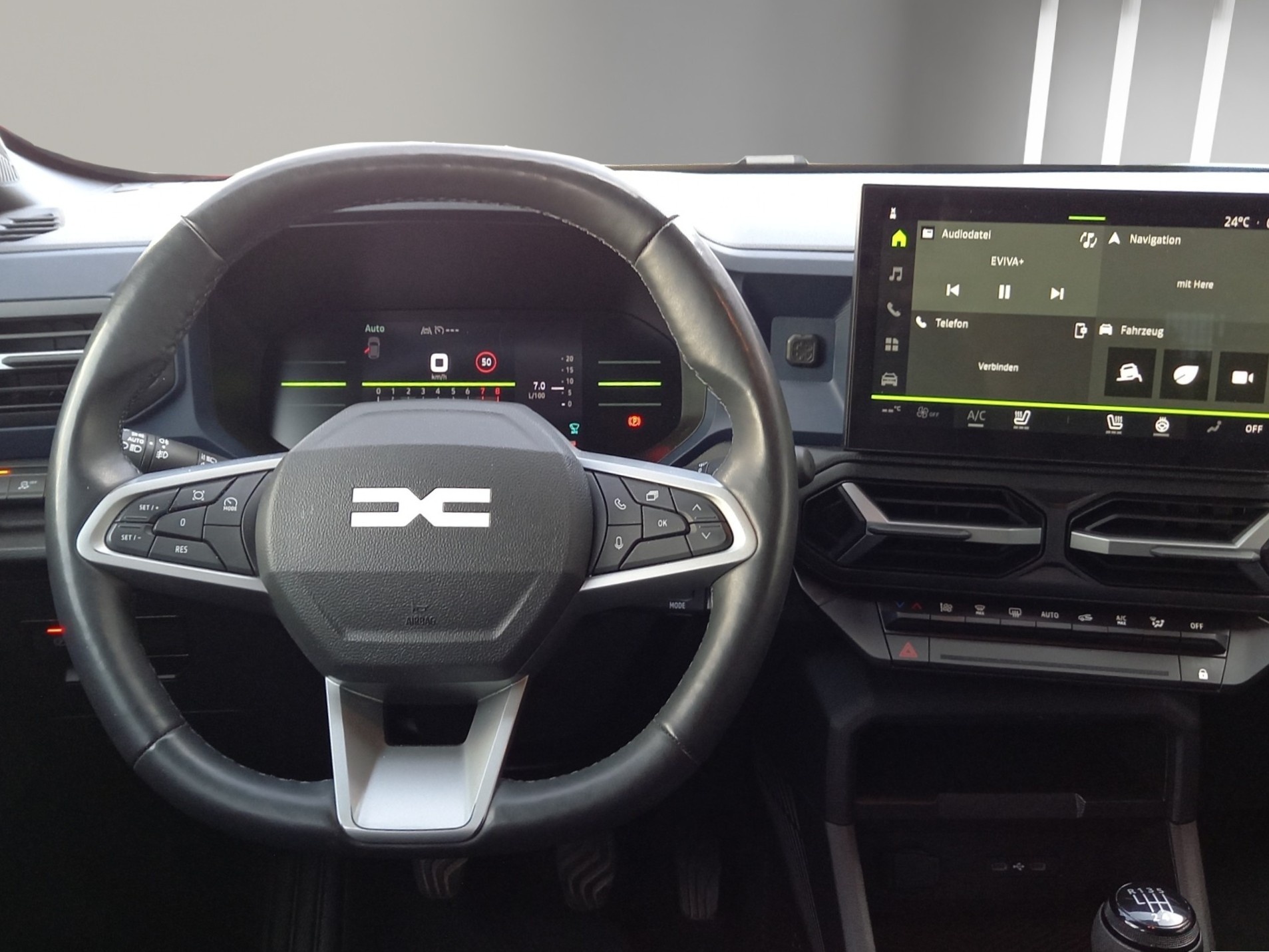DACIA Duster 1.2 TCe Journey 4WD-image-10