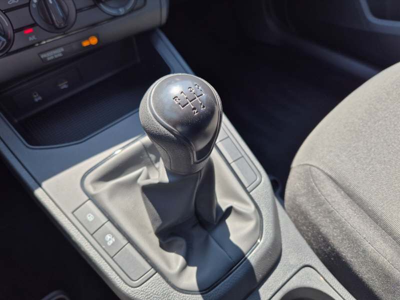 SEAT Ibiza 1.0 TSI 95 SOL-image-8
