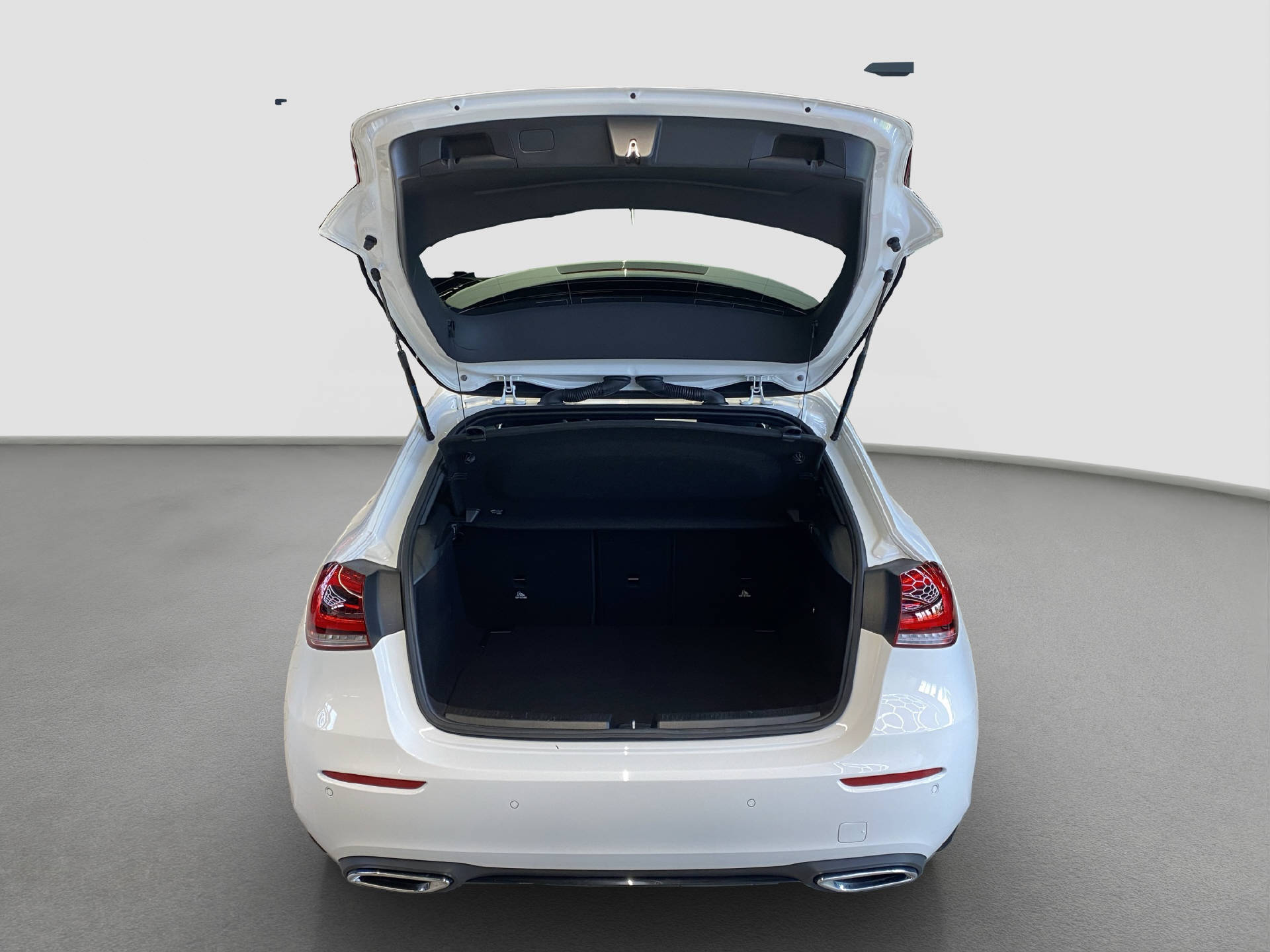 MERCEDES-BENZ A 180 Night Star-image-13