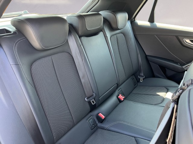 AUDI Q2 35 TFSI S line S-tronic-image-17