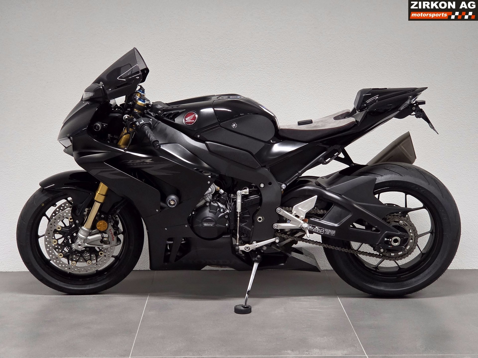 HONDA CBR 1000 RR-R SP-image-9