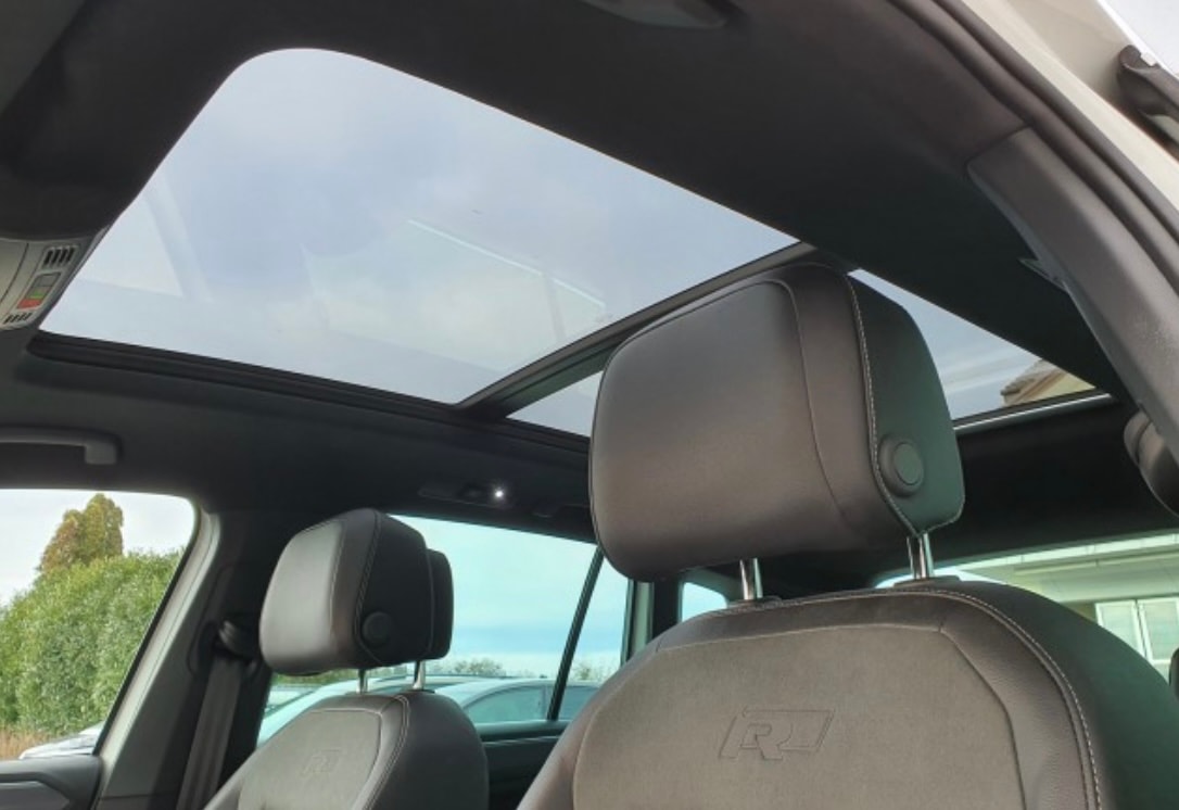 VW 2.0 TSI Highline DSG R Line-image-2