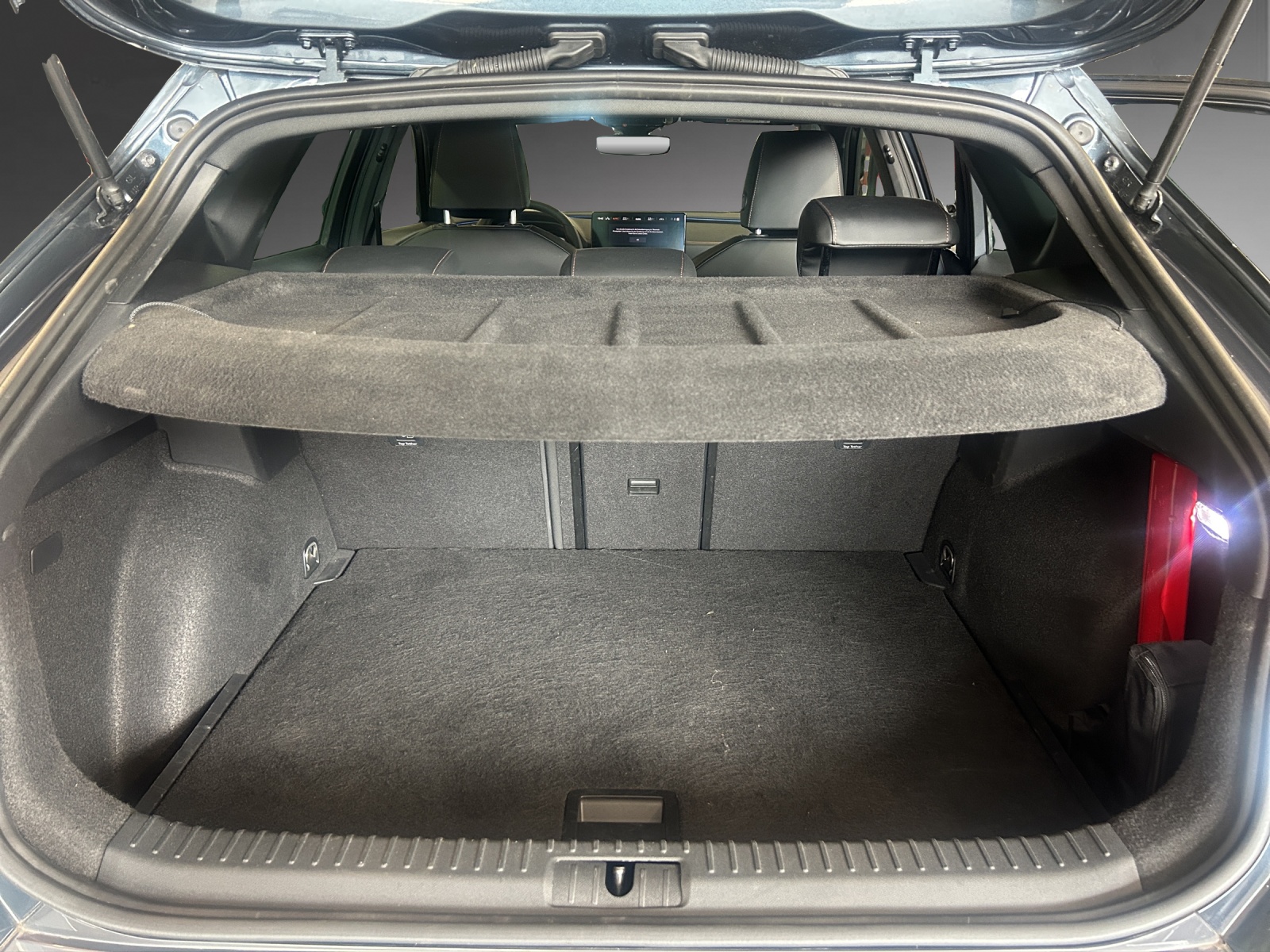 CUPRA Formentor 2.0TSI 4Drive Inicio DSG-image-9